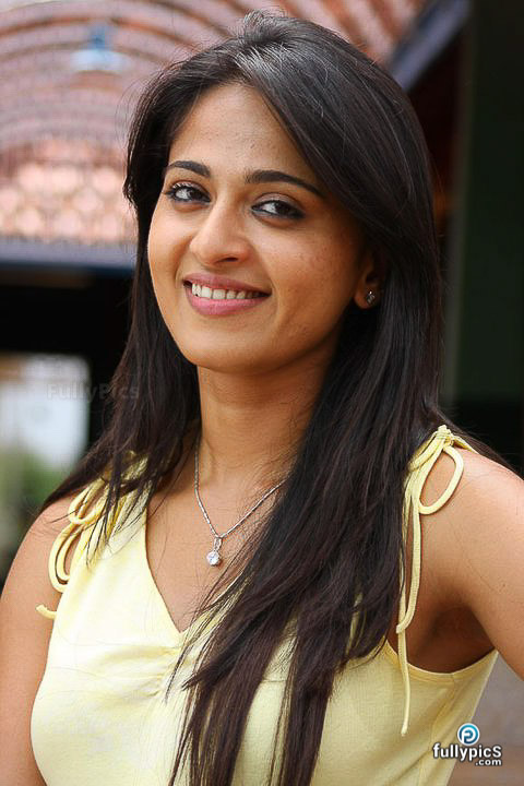 Anushka HD Picture Gallery
