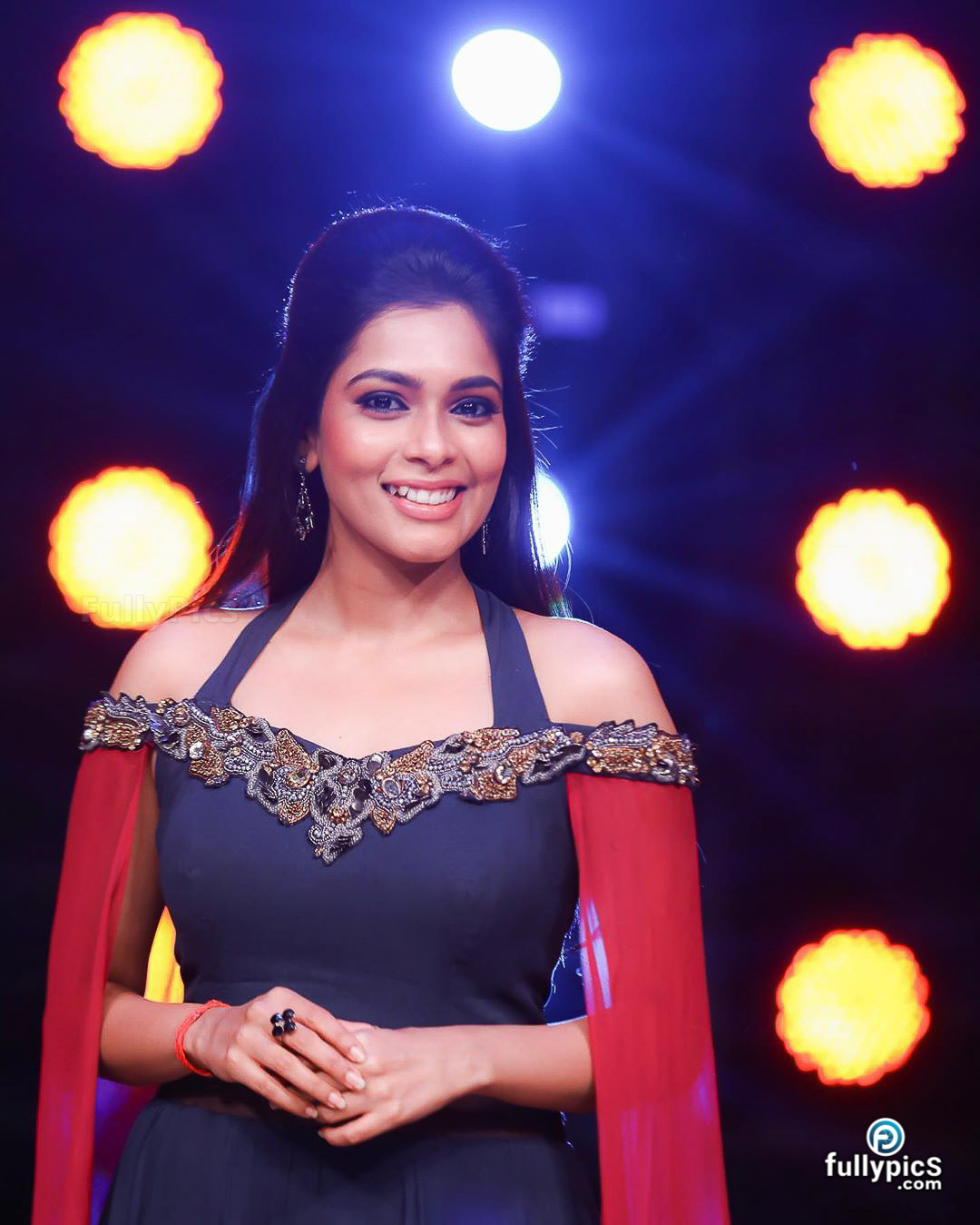 Keerthi HD Picture Gallery