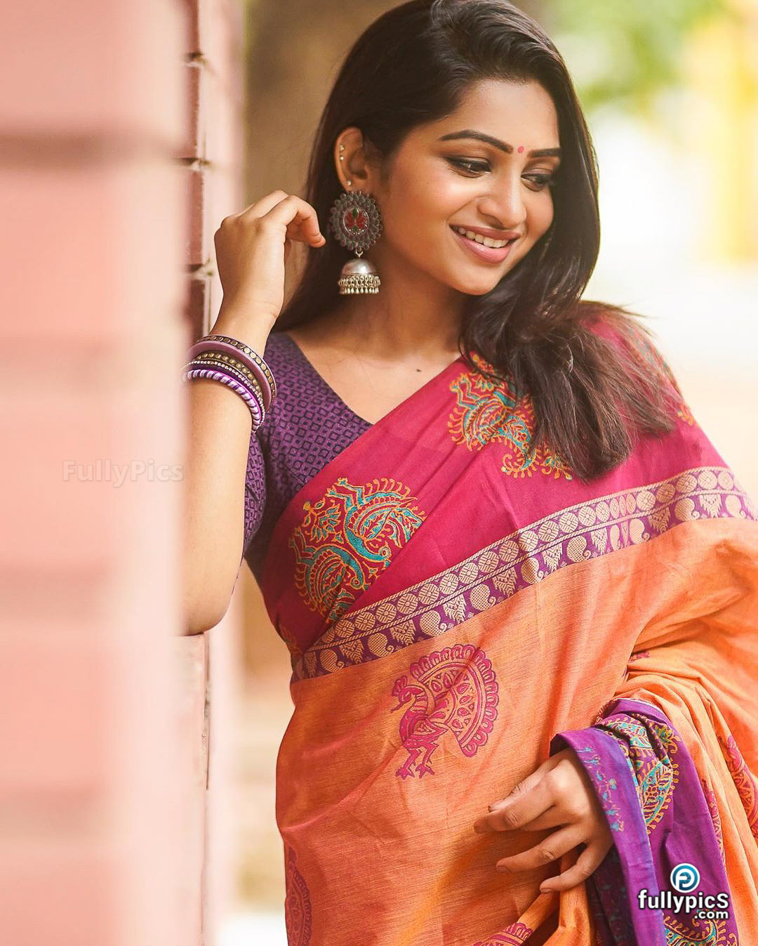 Nakshathra HD Picture Gallery