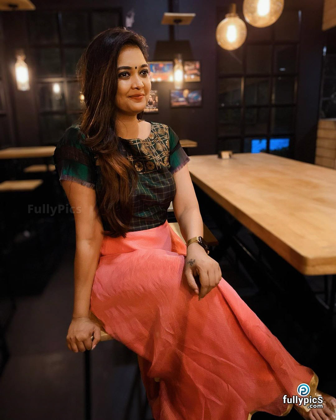 Soundarya HD Picture Gallery